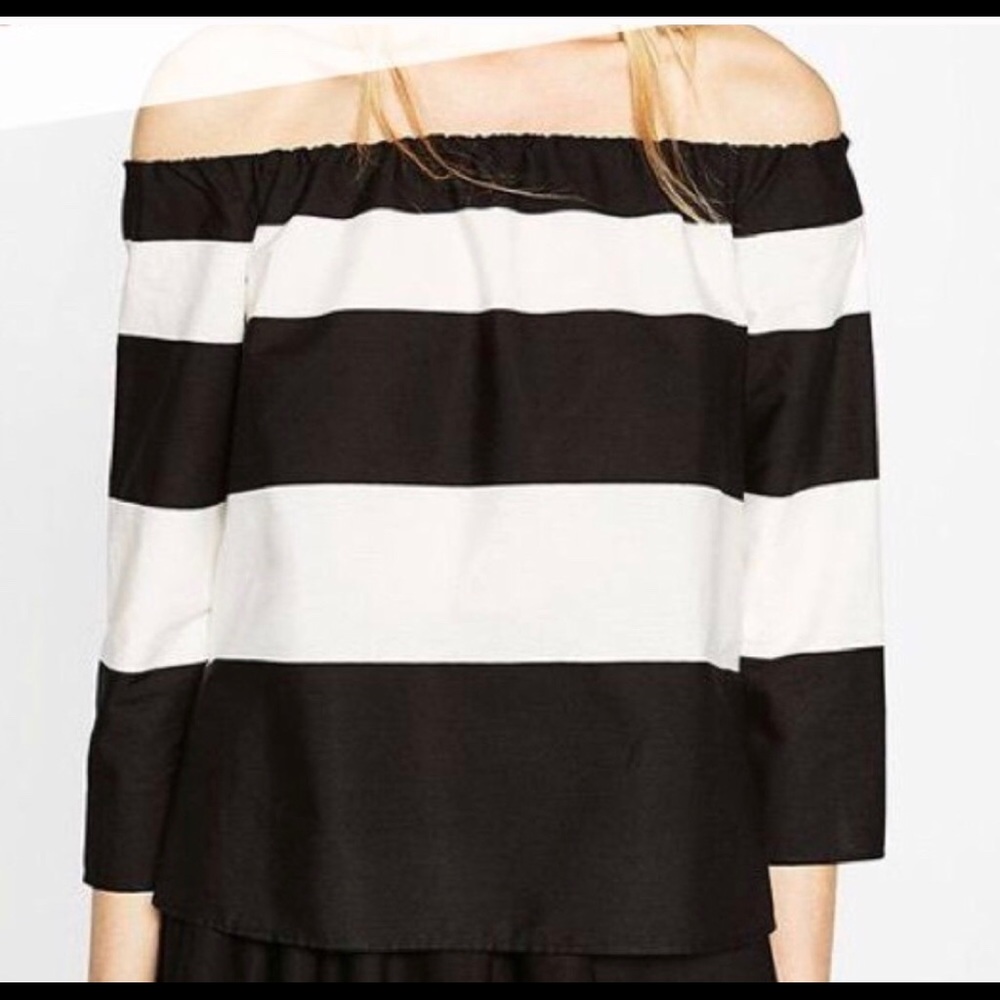 Zara off the shoulders black /white blouse